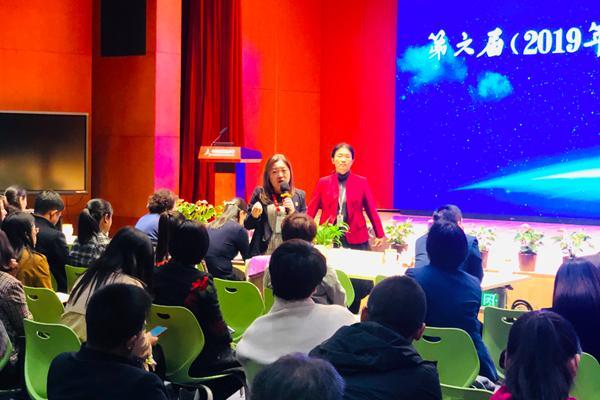 芳草地免費(fèi)資料論壇，共享知識(shí)的海洋，芳草地免費(fèi)資料論壇，知識(shí)的海洋共享平臺(tái)