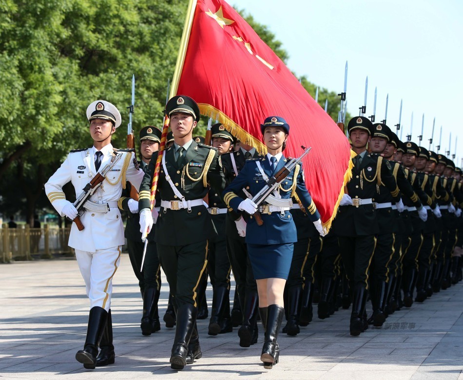檢閱女兵儀仗隊(duì)，榮耀與力量的展現(xiàn)，檢閱女兵儀仗隊(duì)，榮耀與力量的璀璨瞬間