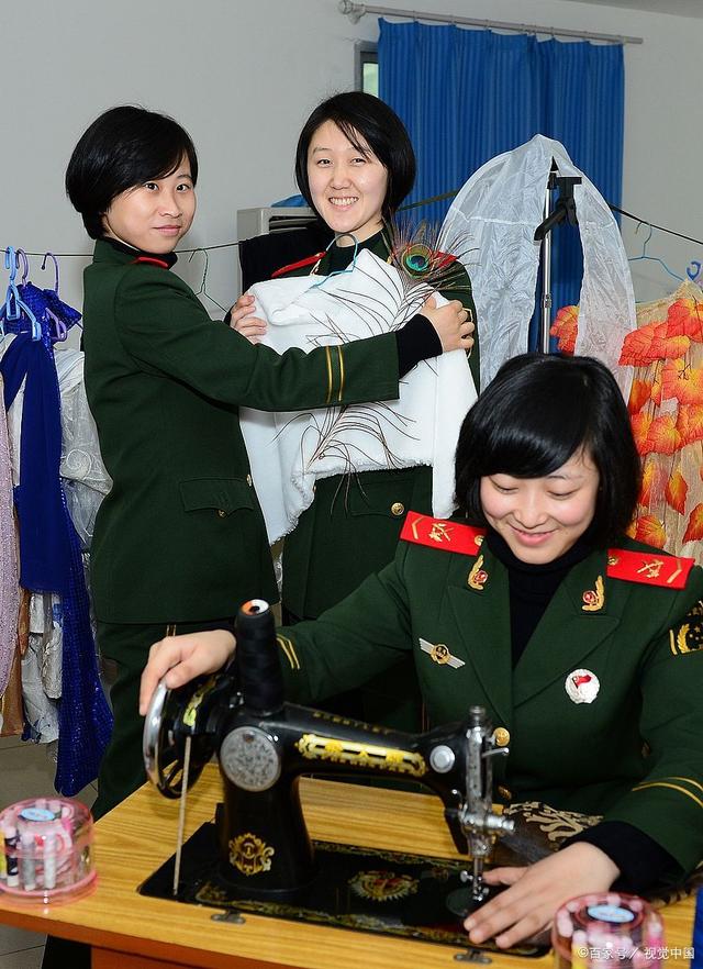 女兵背后的家庭，探尋她們的成長與力量源泉，女兵背后的家庭，成長與力量之源的探尋