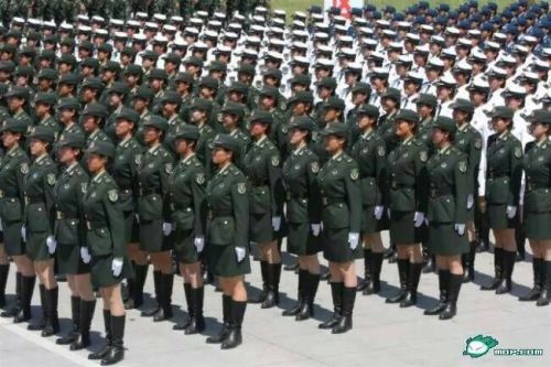 女生怎樣才能當(dāng)兵，女生當(dāng)兵，實(shí)現(xiàn)夢(mèng)想的條件與路徑