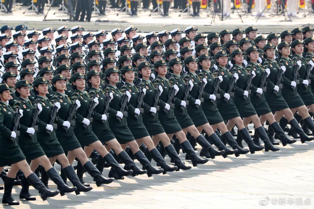 國慶閱兵女兵方隊視頻，展現(xiàn)新時代巾幗英雄風(fēng)采，國慶閱兵女兵方隊視頻，展現(xiàn)新時代巾幗英雄風(fēng)采閃耀閱兵場