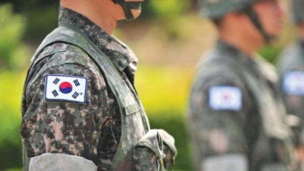 韓國(guó)服兵役是否可怕？探究真相與誤解，韓國(guó)服兵役真相探究，揭示事實(shí)與誤解的真相