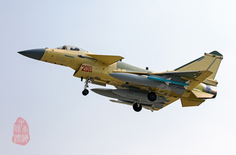 殲10的原型機是什么？深度解析中國空軍的主力戰(zhàn)斗機起源，揭秘殲10原型機，深度解析中國空軍主力戰(zhàn)斗機起源