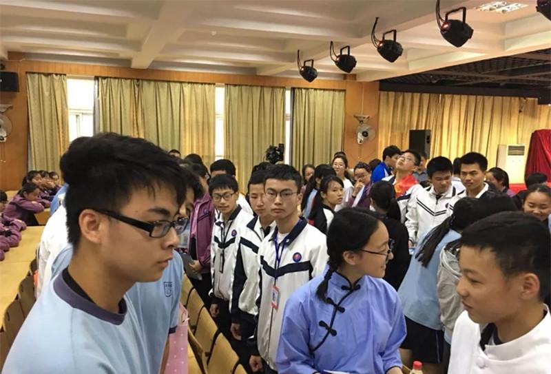 新澳門三中三6組免費公開——探索與解析，澳門三中三最新6組數(shù)據(jù)解析與探索，免費公開揭秘