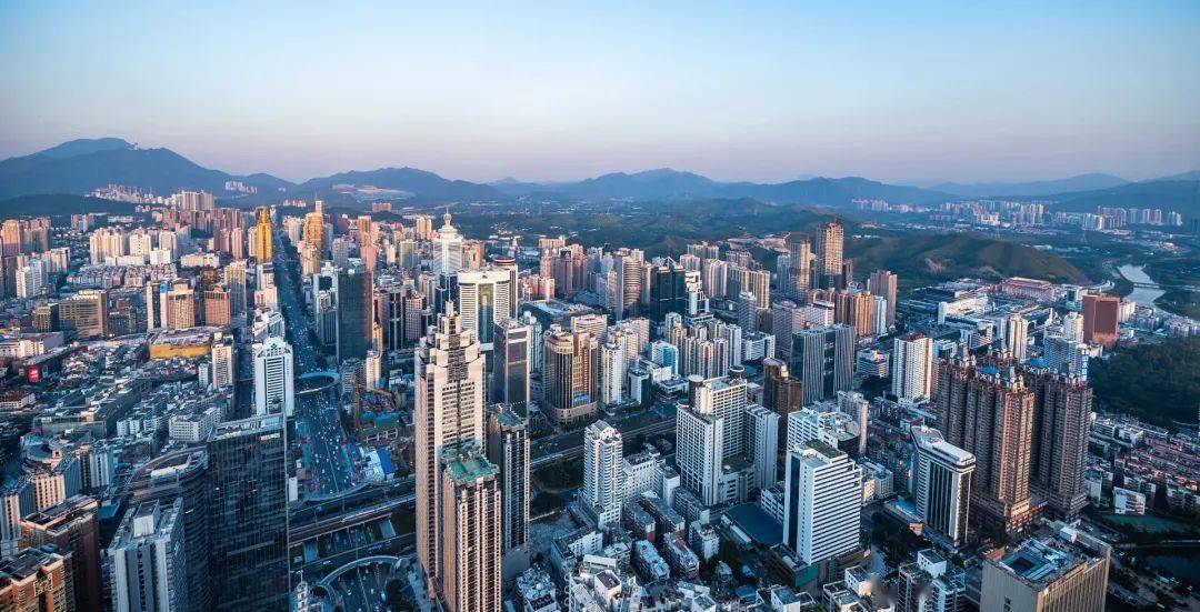 展望2025年，芳草地澳門資料網的發(fā)展與展望，2025年芳草地澳門資料網的發(fā)展展望