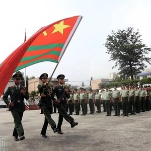武警部隊(duì)軍旗，榮耀的象征與力量的體現(xiàn)，武警部隊(duì)軍旗，榮耀與力量的象征