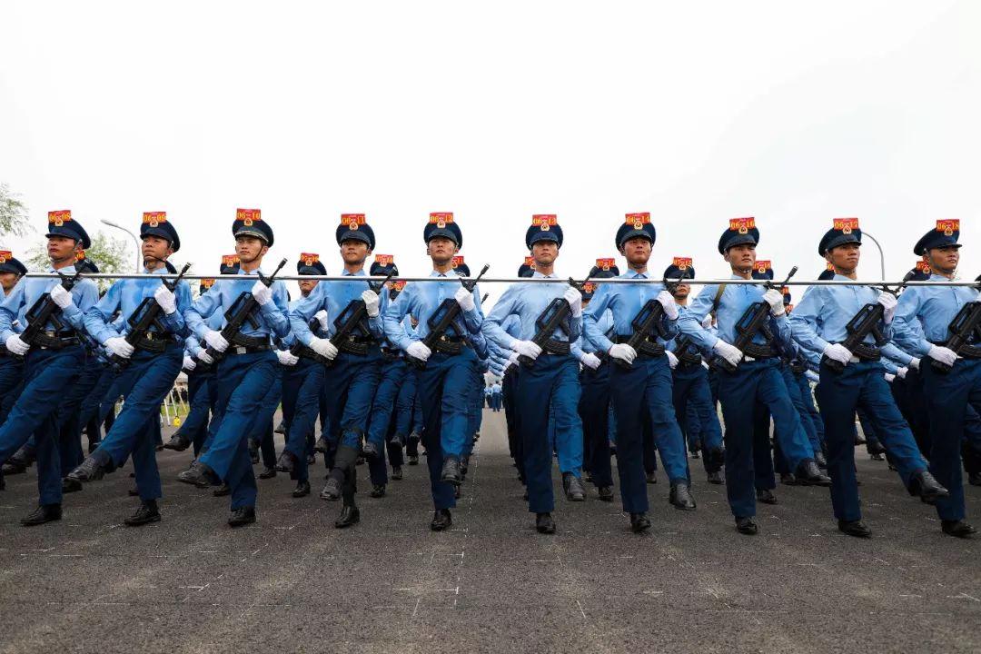 閱兵盛典，2019年的震撼與感動(dòng)——我的觀后感，閱兵盛典的震撼與感動(dòng)，我的觀后感回顧與展望（2019年）