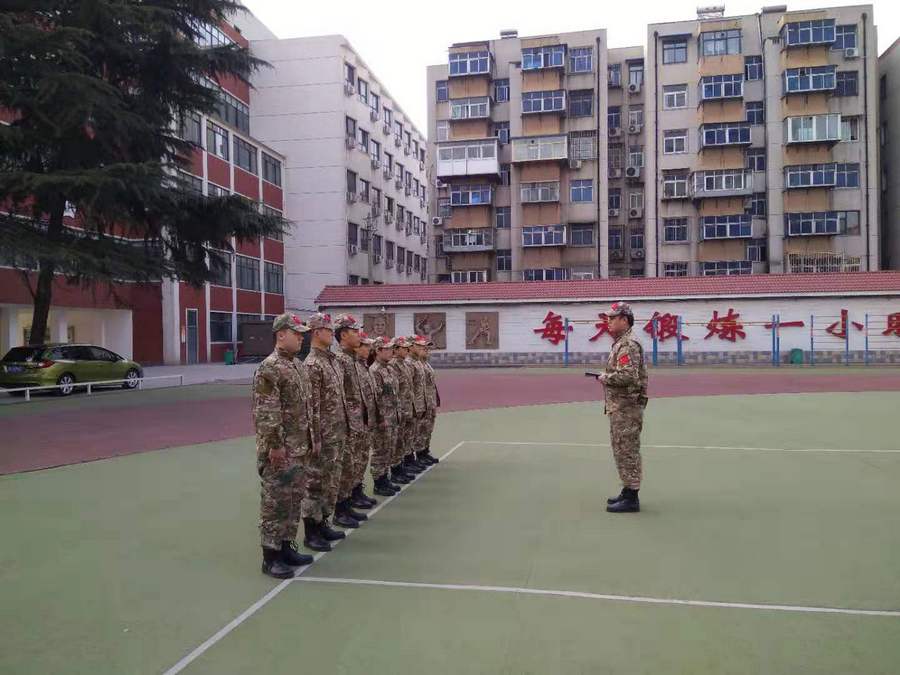 半軍事化管理學(xué)校，理念與實(shí)踐，半軍事化管理學(xué)校的理念與實(shí)踐探索