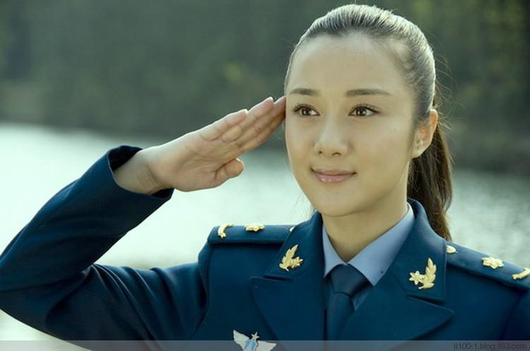最美女兵軍禮，榮耀與責任并存，最美女兵軍禮，榮耀與責任的交響