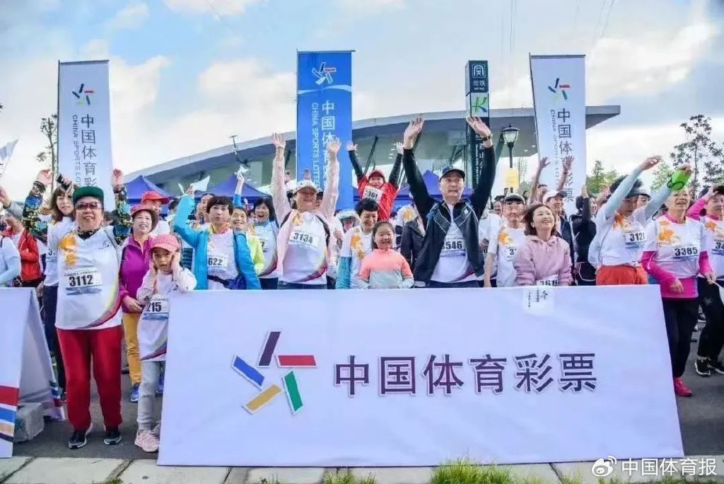 新澳門一碼一肖一特一中鳳凰體育彩票——探索彩票背后的秘密，新澳門彩票背后的秘密，一碼一肖一特一中與鳳凰體育彩票解析