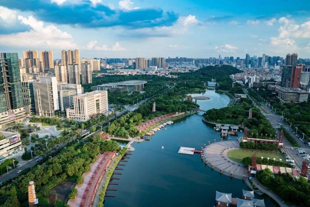 澳門(mén)正版免費(fèi)資源展望，邁向未來(lái)的精準(zhǔn)服務(wù)體驗(yàn)（2025展望），澳門(mén)正版資源展望，邁向精準(zhǔn)服務(wù)體驗(yàn)的未來(lái)之路（2025年展望）