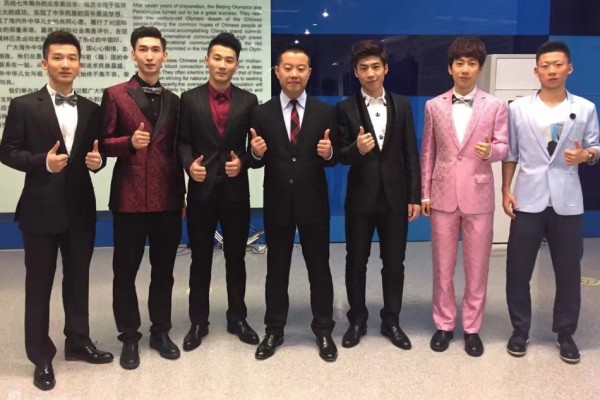 劉伯溫期期精一肖930，揭秘預(yù)測(cè)背后的神秘故事與傳奇人物，劉伯溫揭秘預(yù)測(cè)背后的神秘故事與傳奇人物，期期精一肖傳奇揭秘 930預(yù)測(cè)傳奇人物劉伯溫的一生