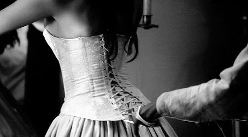 如何自己判斷子宮下垂，子宮下垂的自我判斷方法